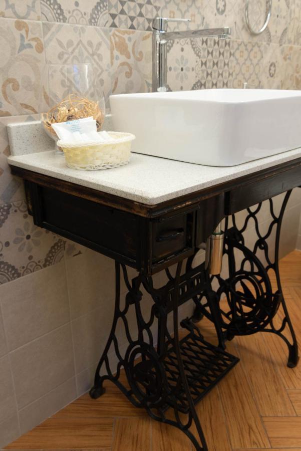Cadelli Luxury Suite & Apartments レッチェ エクステリア 写真