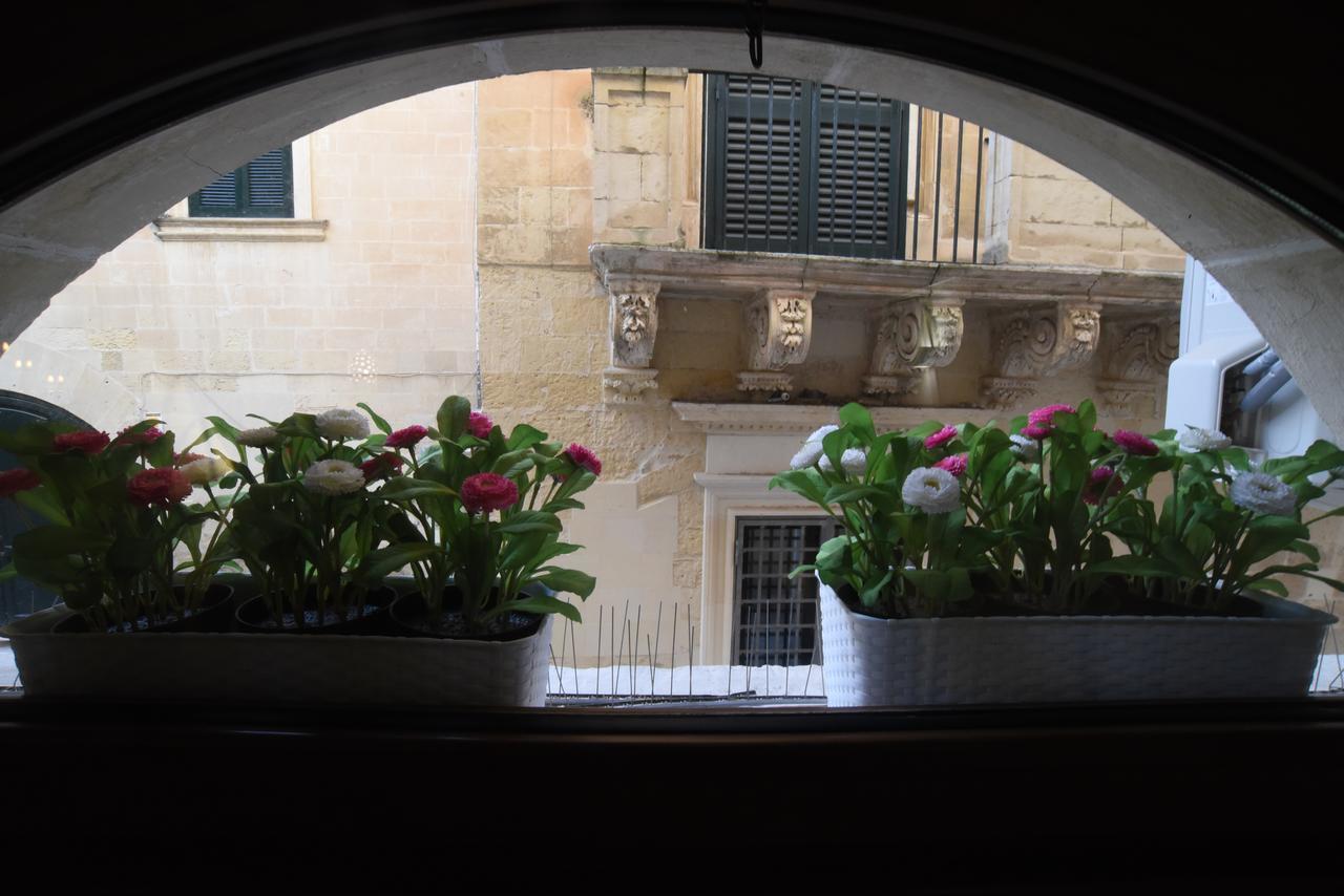 Cadelli Luxury Suite & Apartments レッチェ エクステリア 写真